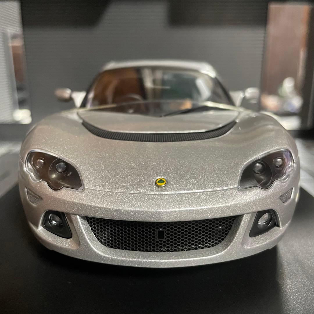 未展示品 オートアート 1/18 ロータス ヨーロッパ S シルバー