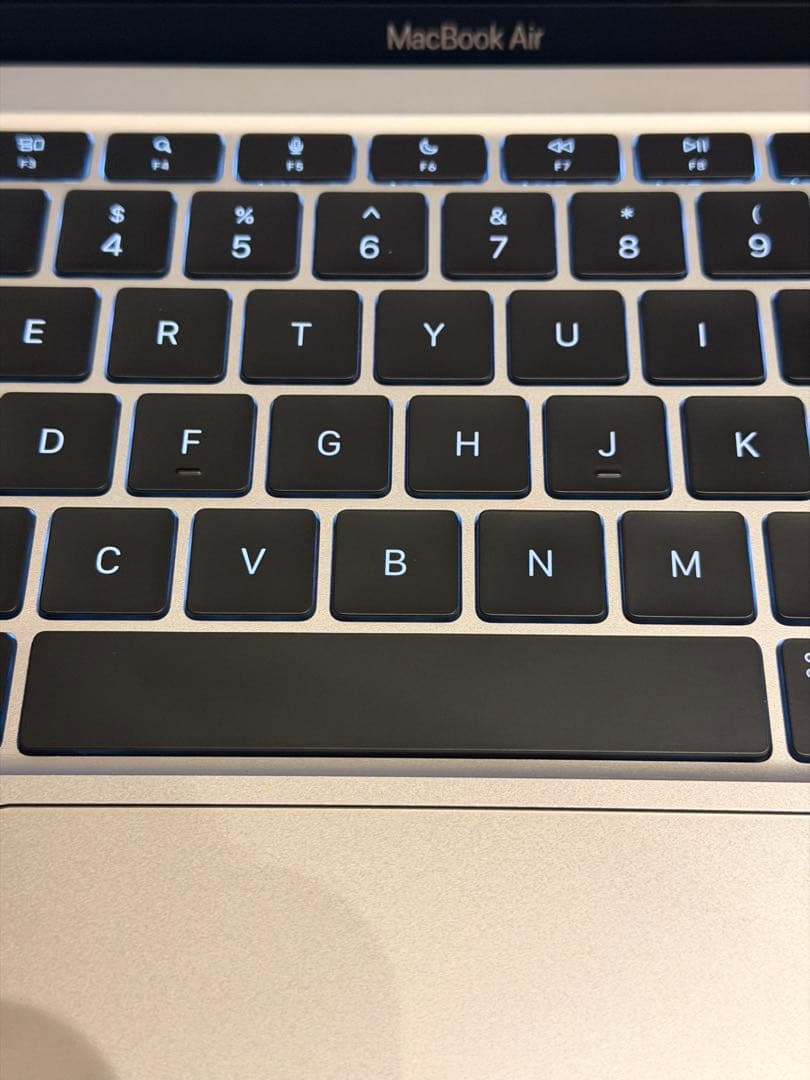 Apple MacBook Air (M1, 2020) シルバー US