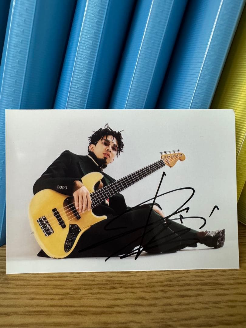 King Gnu 新井和輝 直筆サイン入り写真 ① キングヌー 常田大希 井口理