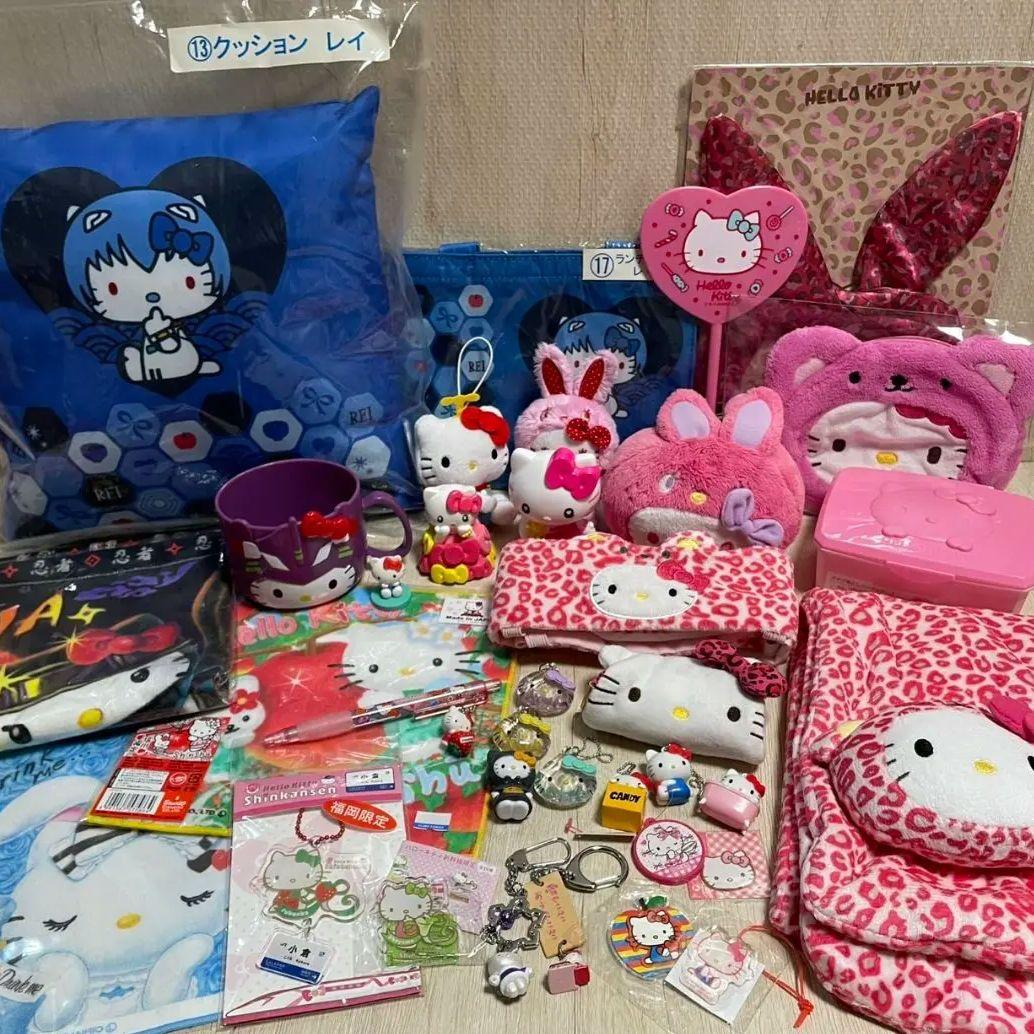 最終価格 ハローキティ エヴァコラボ ご当地キティ キーホルダー 雑貨