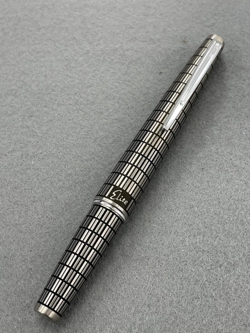 【未使用】PILOT Elite 総格子柄　万年筆　シャーペン ボールペン