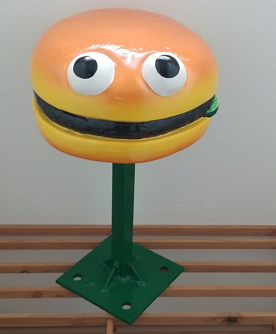 ハンバーガーパッチ　スタチュー　スタンド