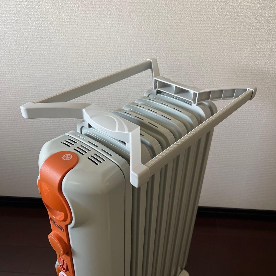 デロンギ オイルヒーター JR0812 オレンジ 美品 トップハンガー説明書有