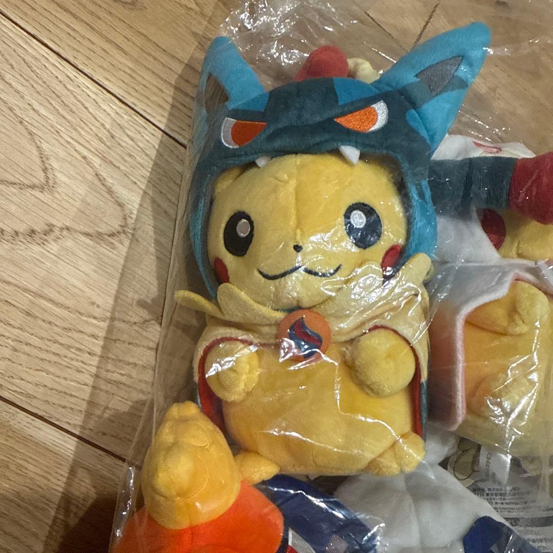 ピカチュウ ぬいぐるみ　6体