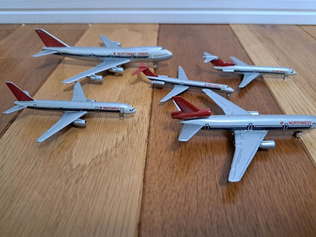 ★飛行機模型★JAL・PAN AN・NORTH WEST　トミカ