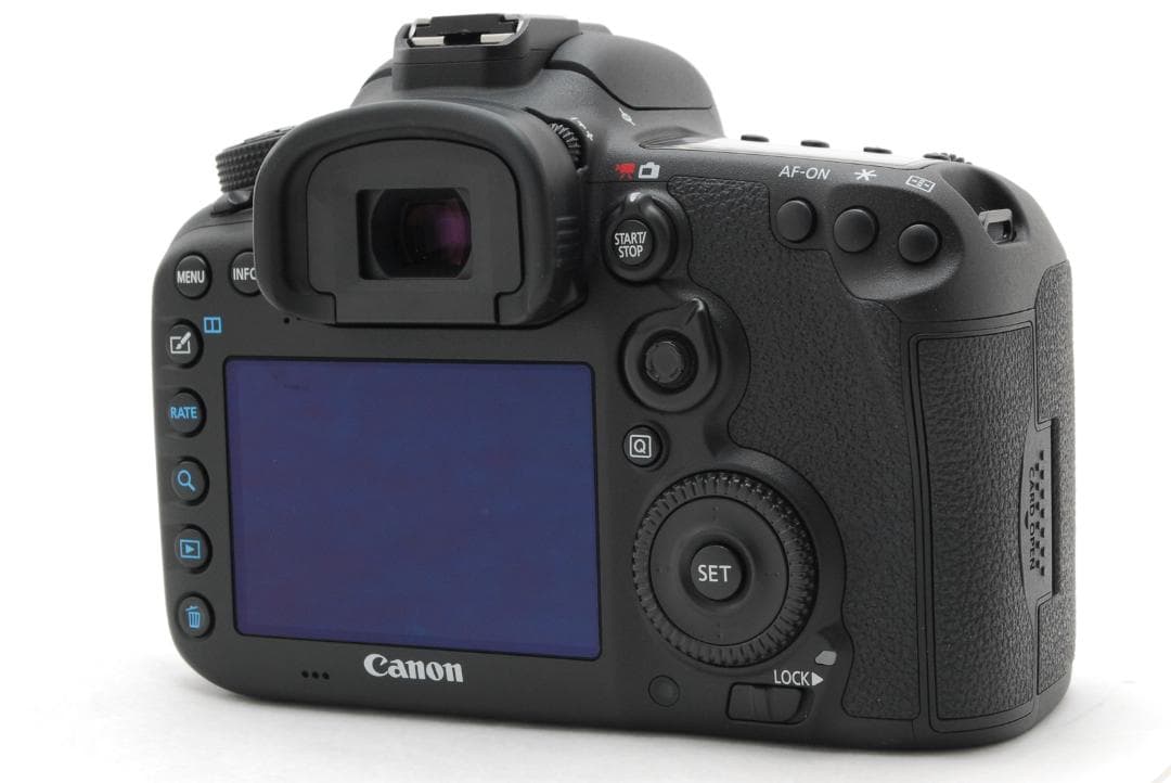 【元箱付き 美品】Canon EOS 7D Mark II #238