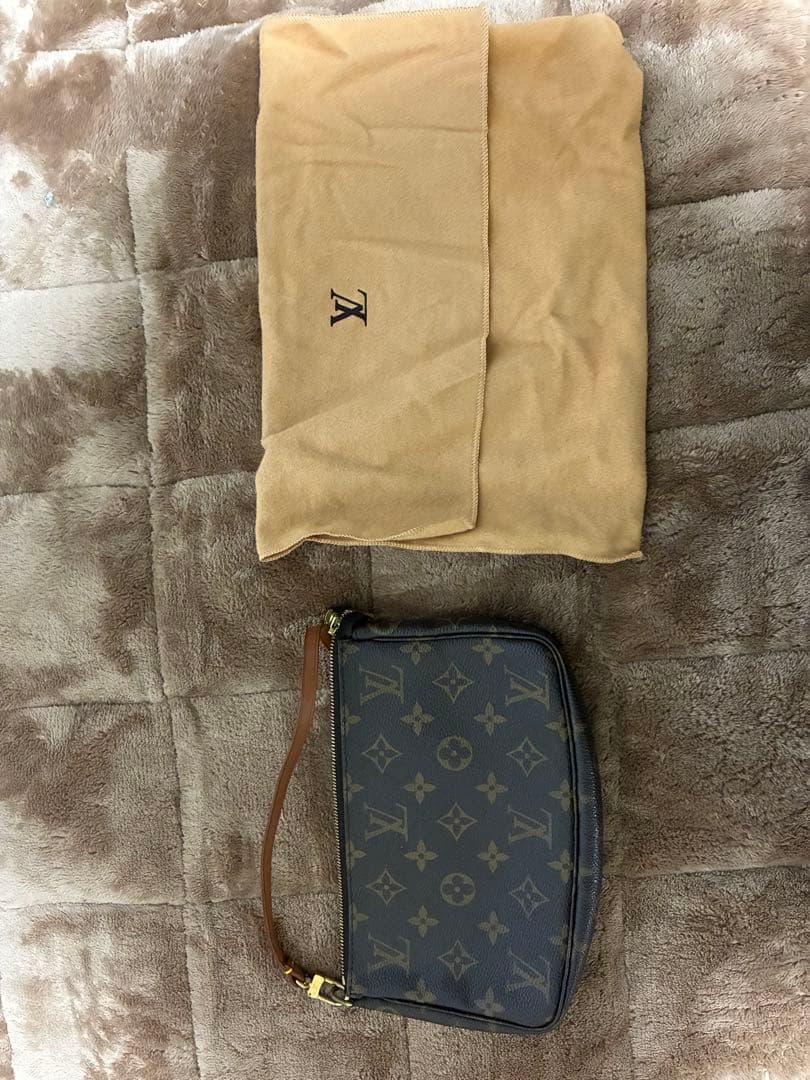 Louis Vuitton モノグラム 小型バッグ