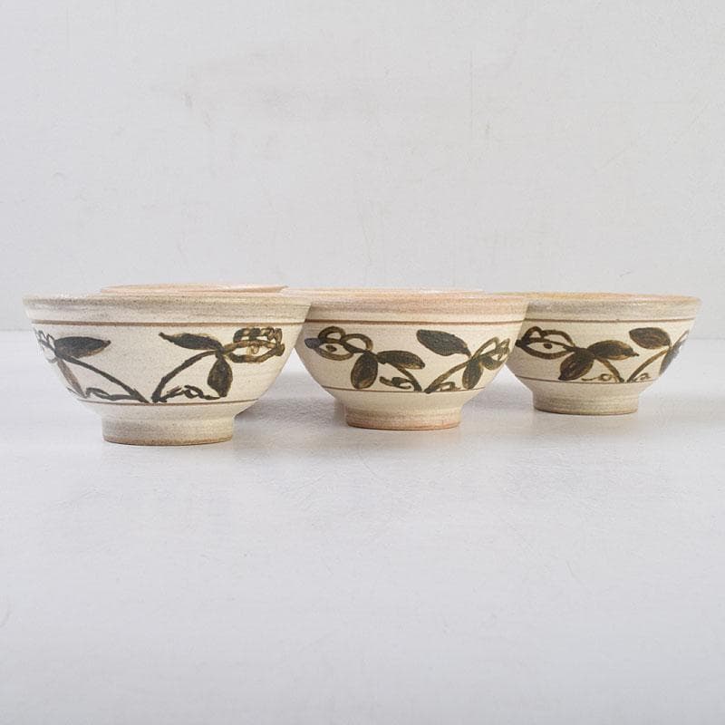 韓国人間国宝　李殷九　粉青刷毛目鐵彩茶碗　六客　共箱　V　R9132