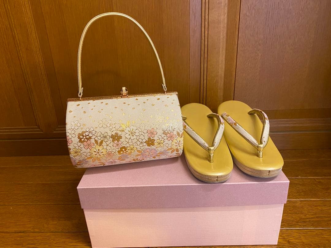 ★今週中価格★【卒業式/土屋太鳳着用】正絹振袖フルセット　深緑花柄ジョイフル恵利