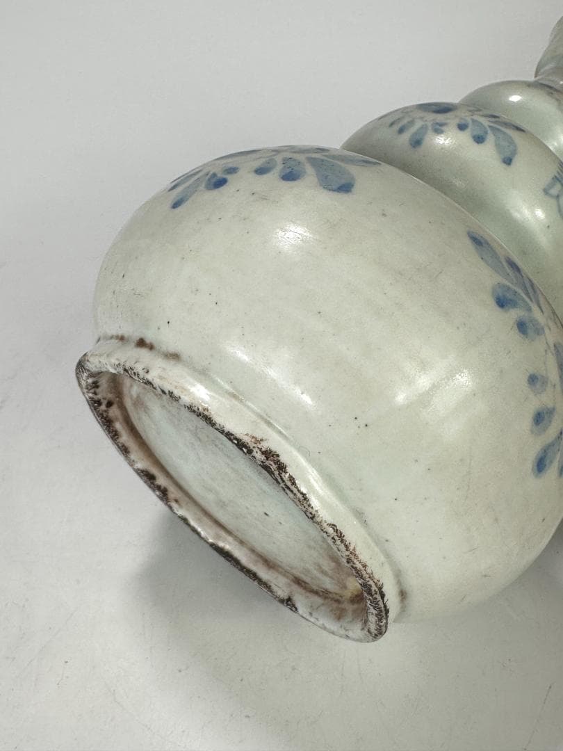 韓国美術　李朝時代　白磁　染付 青花　寿字文　花卉文　瓢箪瓶　花瓶 朝鮮古陶磁