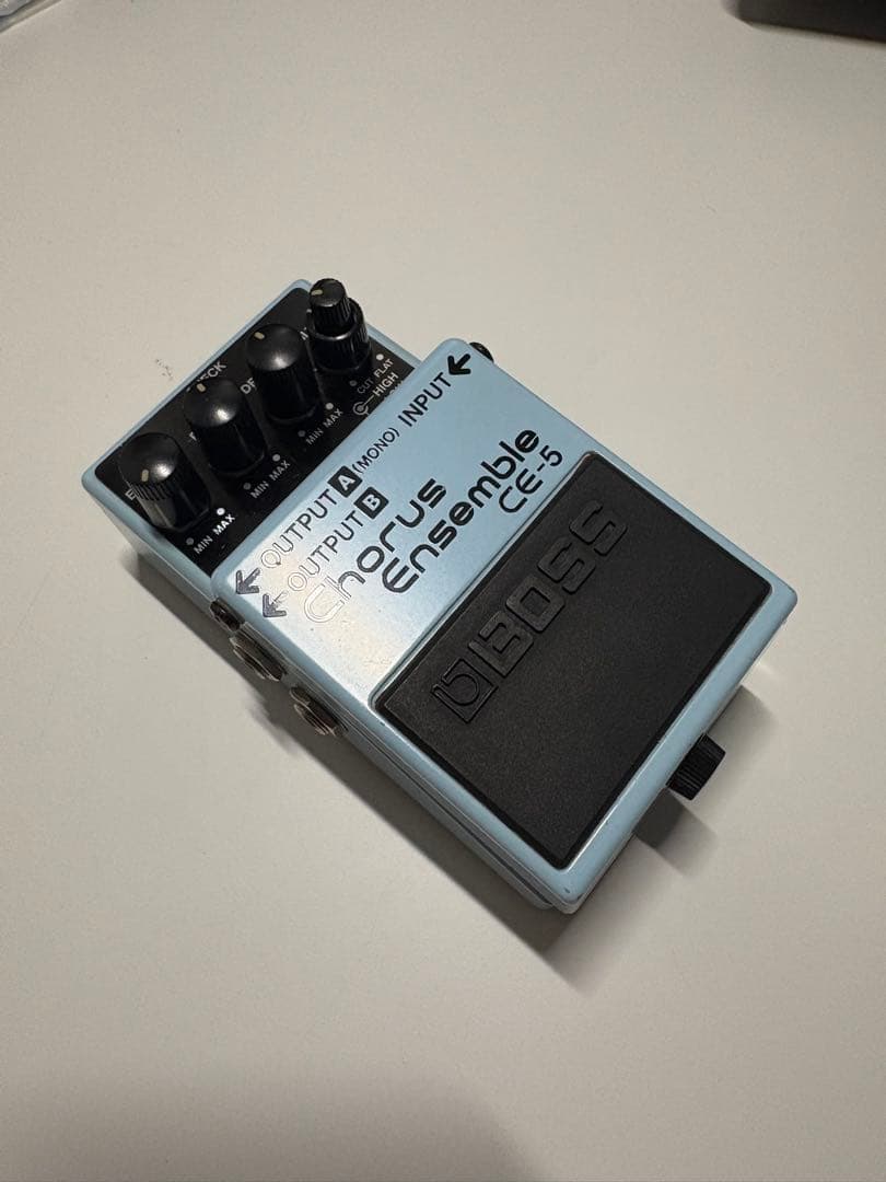 BOSS CE-5 Chorus Ensemble ピンクラベル（アナログ回路）