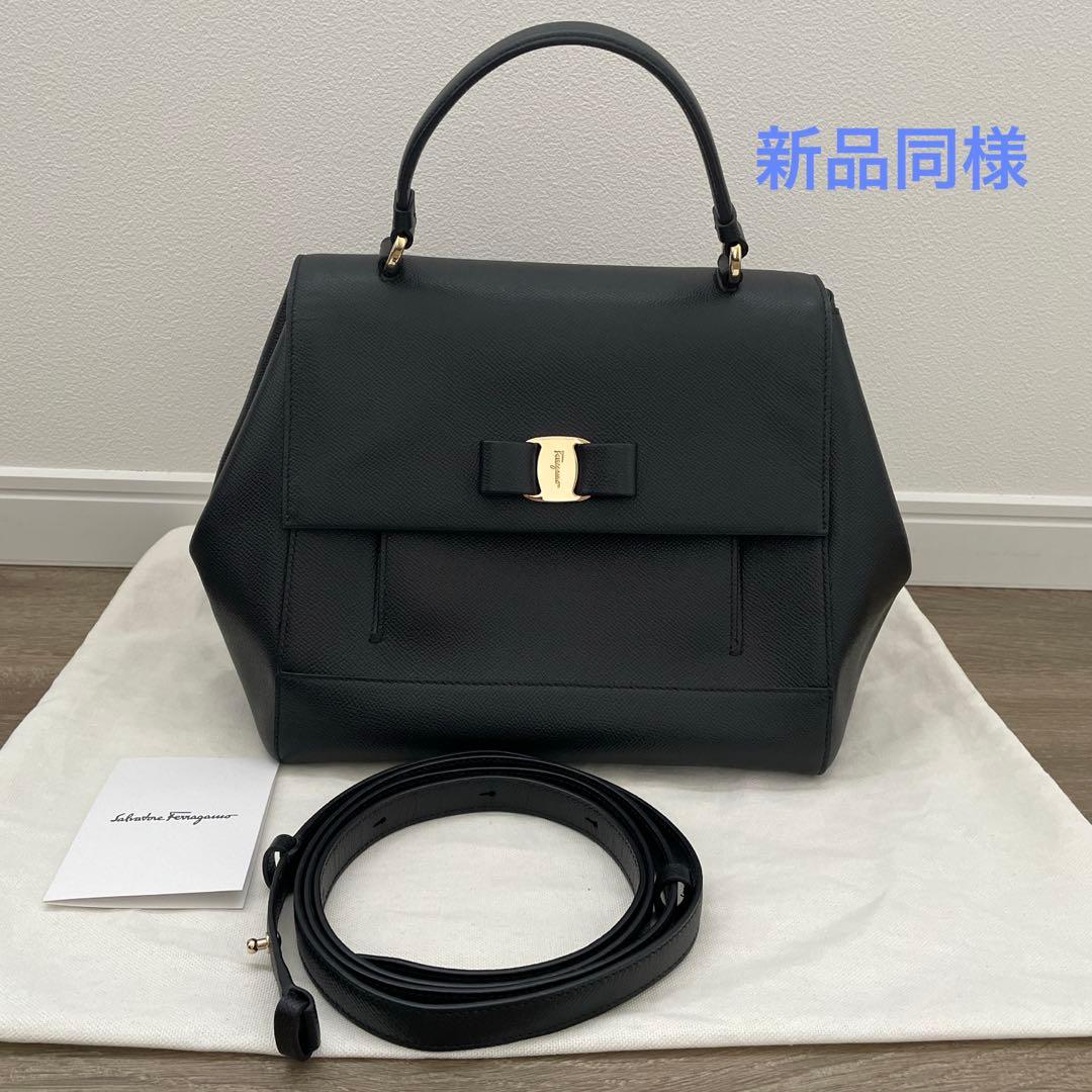 【新品同様】Ferragamo フェラガモ2Wayバッグ 黒