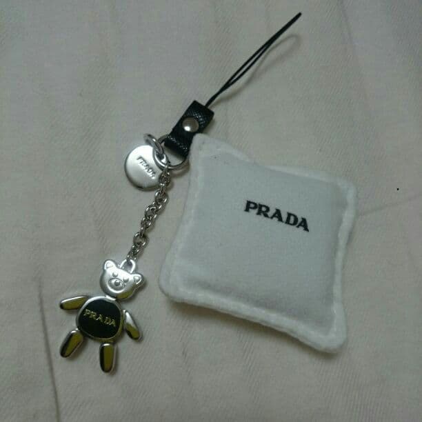 値下げ【新品】PRADA くまストラップ