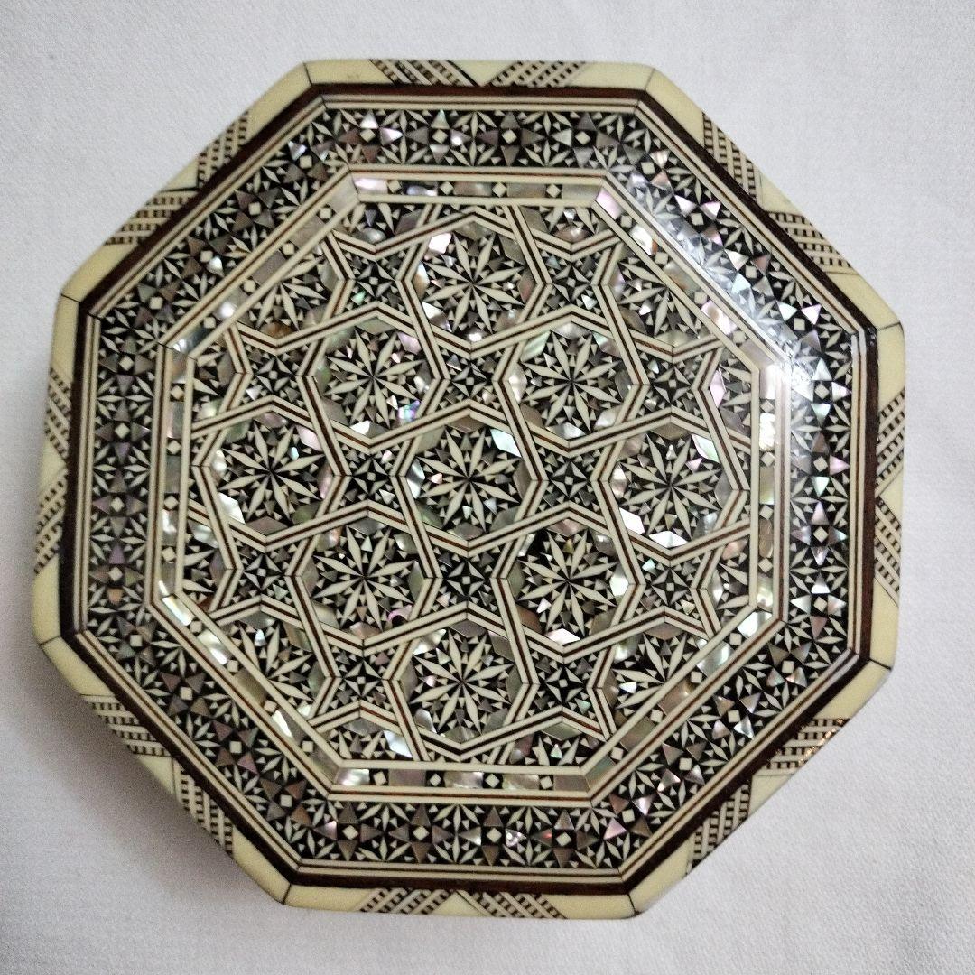 螺鈿ジュエリーボックス　寄木細工