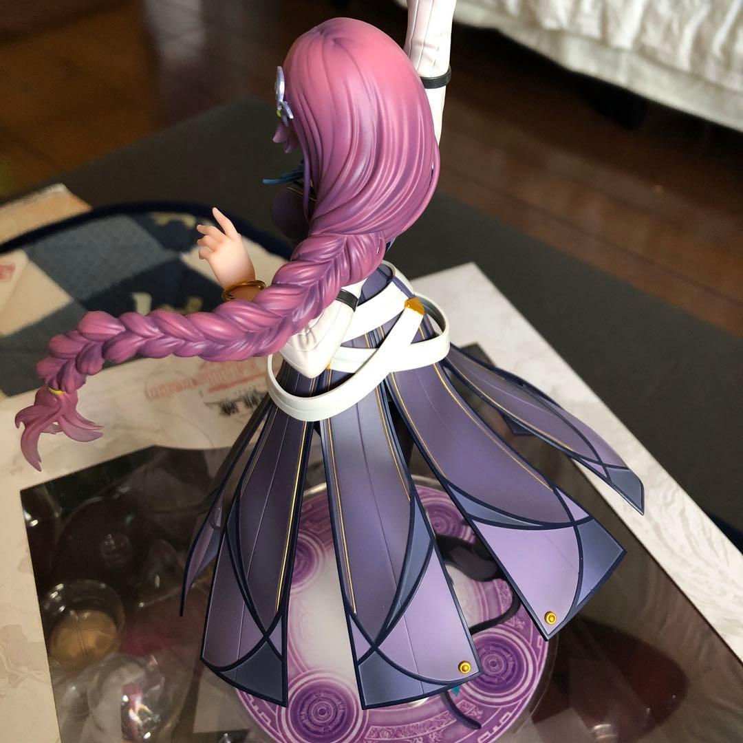 エマ・ミルスティン　フィギュア