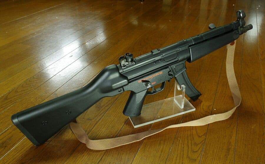 東京マルイ H&K MP5A4（ハイグレードバージョン）スリング付き