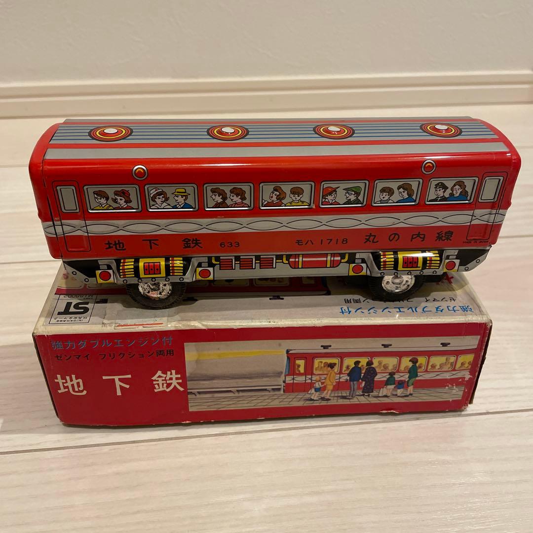 ブリキのおもちゃ