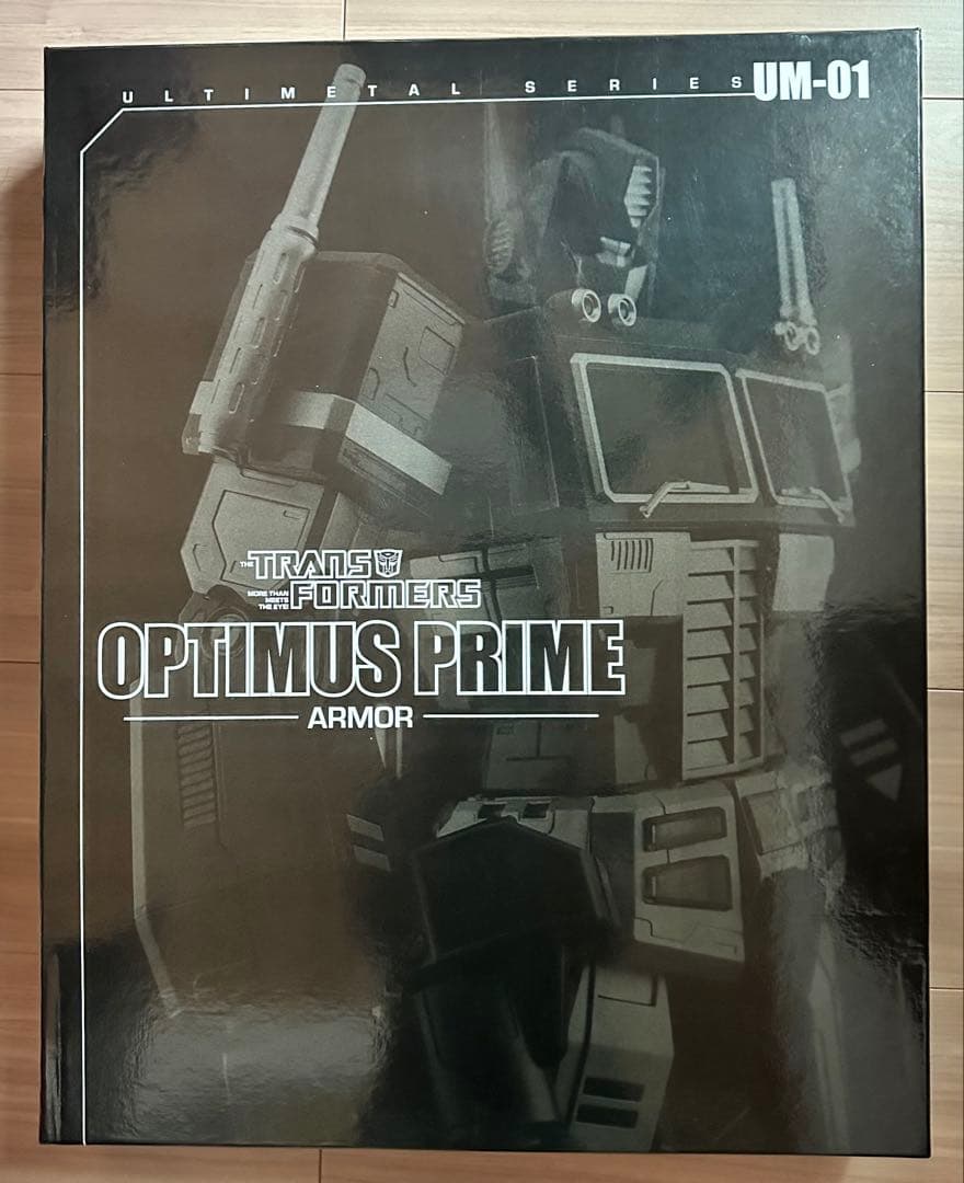 トランスフォーマー ULTIL UM-01 OPTIMUS PRIME