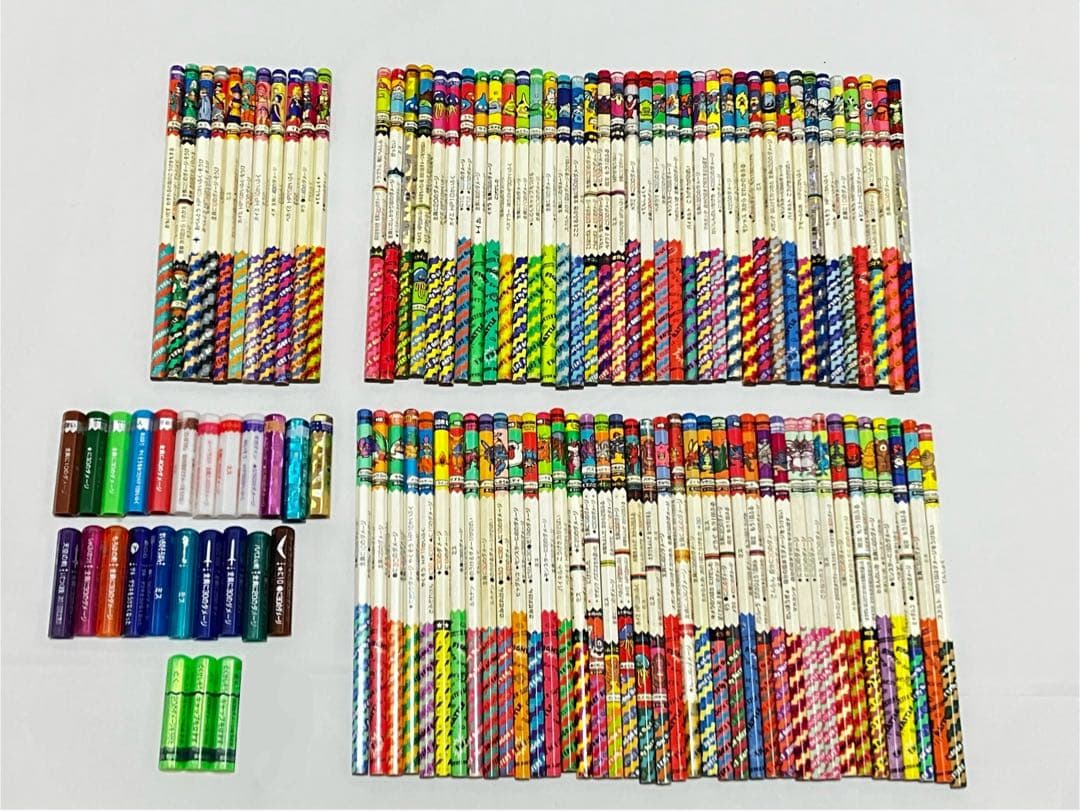 【レア】ドラゴンクエスト　バトルえんぴつ90本　キャップ25個　まとめ売り