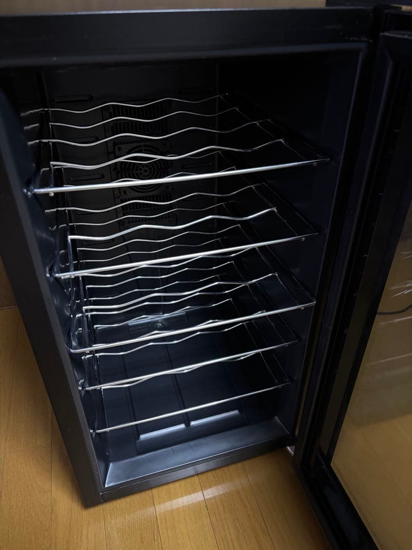 ワインセラー　コンポジット製