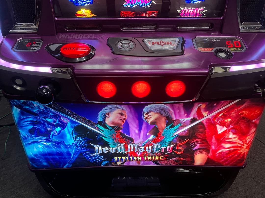 スマスロ実機 パチスロＬデビルメイクライ５ＳＴ ＸＡ 簡易ユニット付⭕️送料無料⭕️