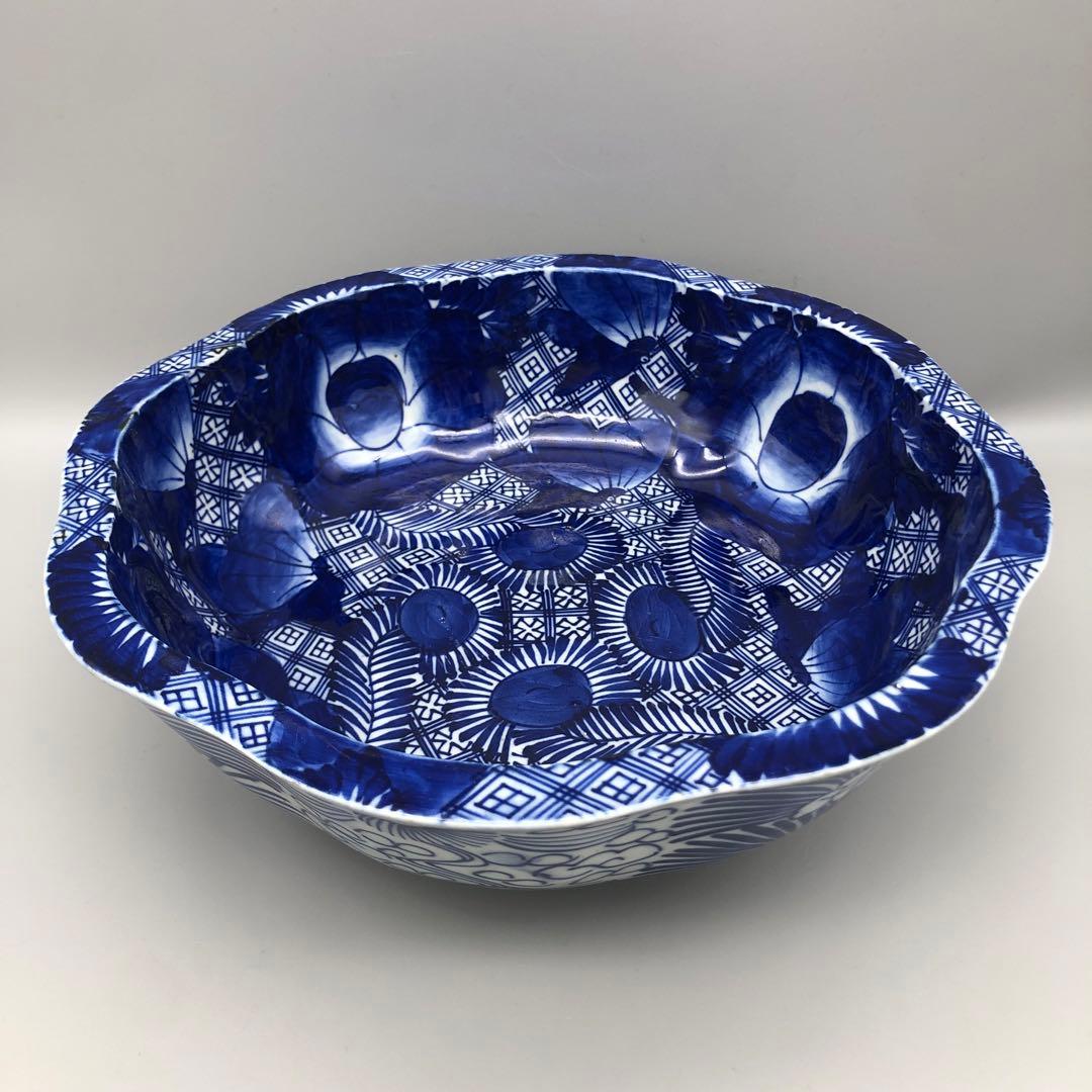 明治時代古伊万里幾何学模様ベロ藍印判手中押し鉢ボウル27cm伊万里焼骨董品