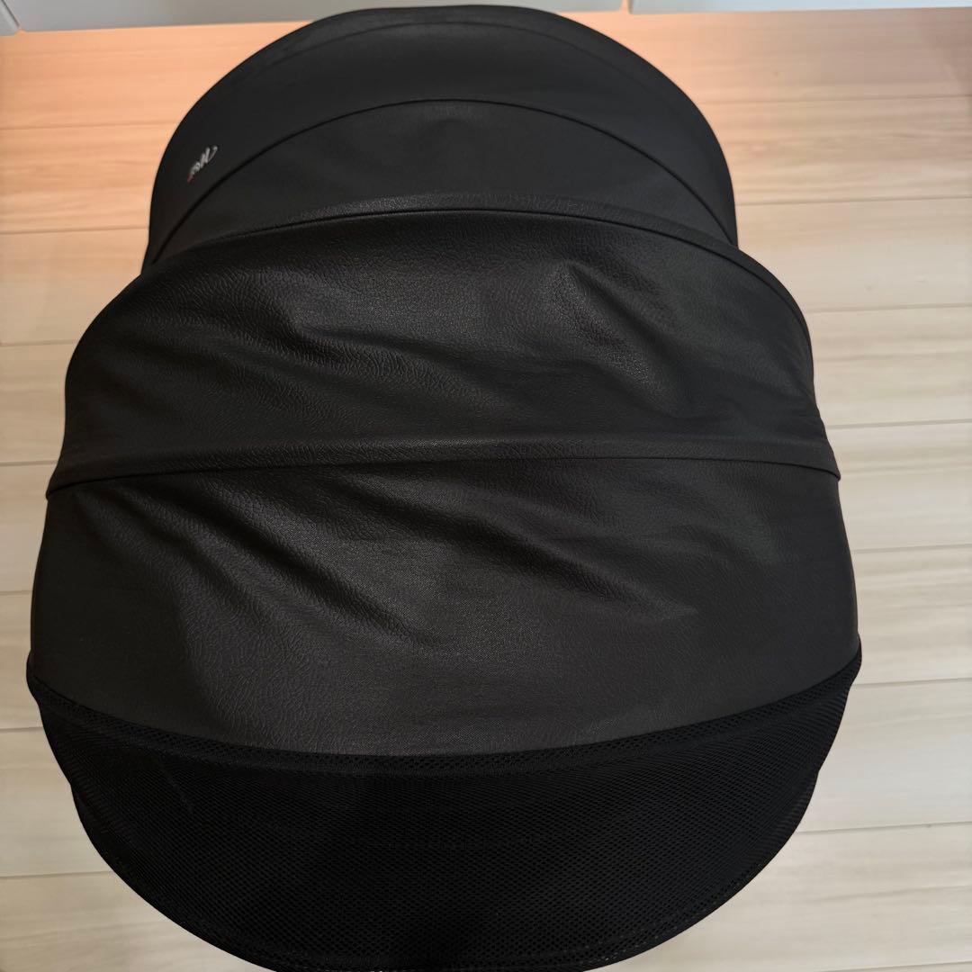 新生児ok！　マムズキャリー チャイルドシート isofix B-900