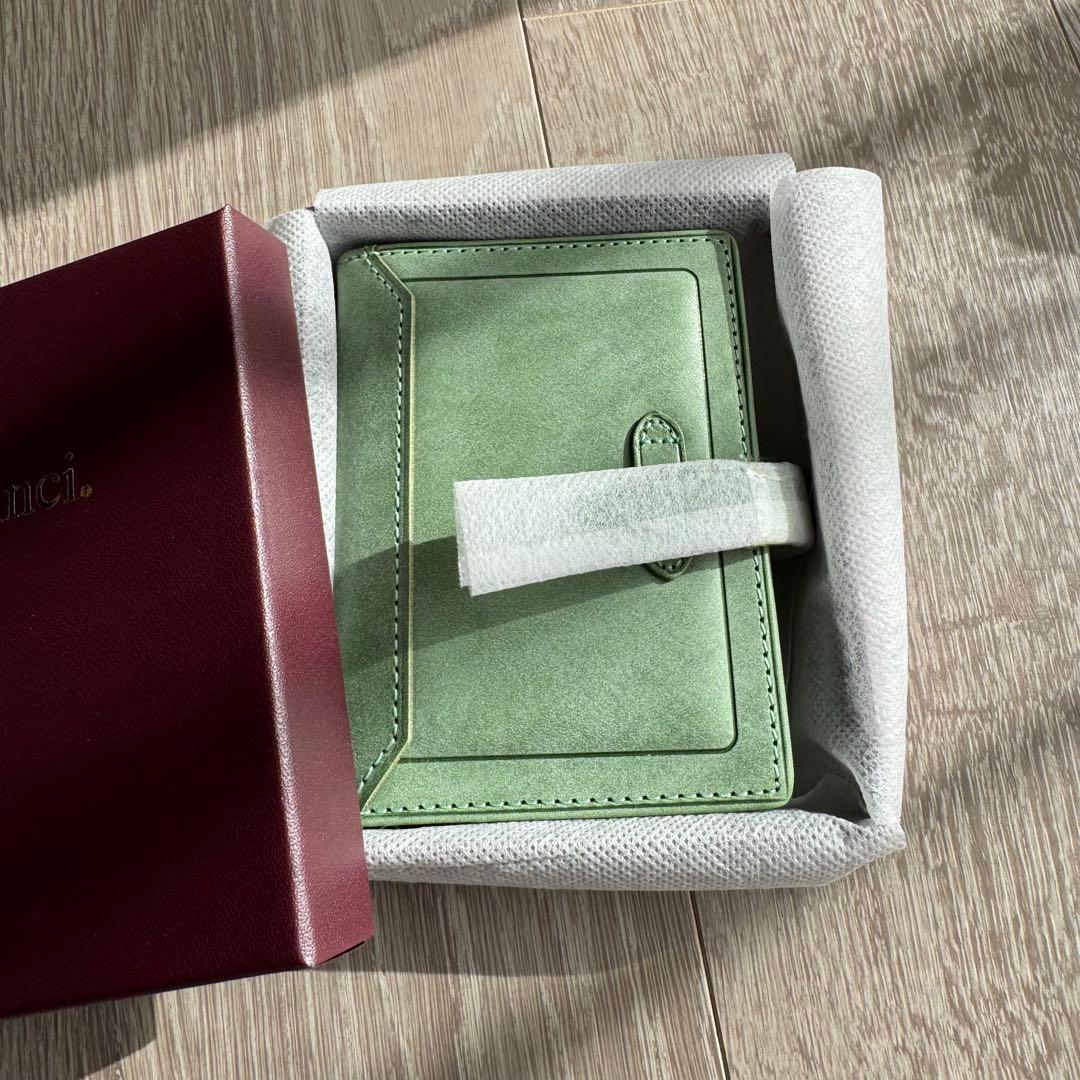 ロロマ　ミニメモ　エスメラルダ