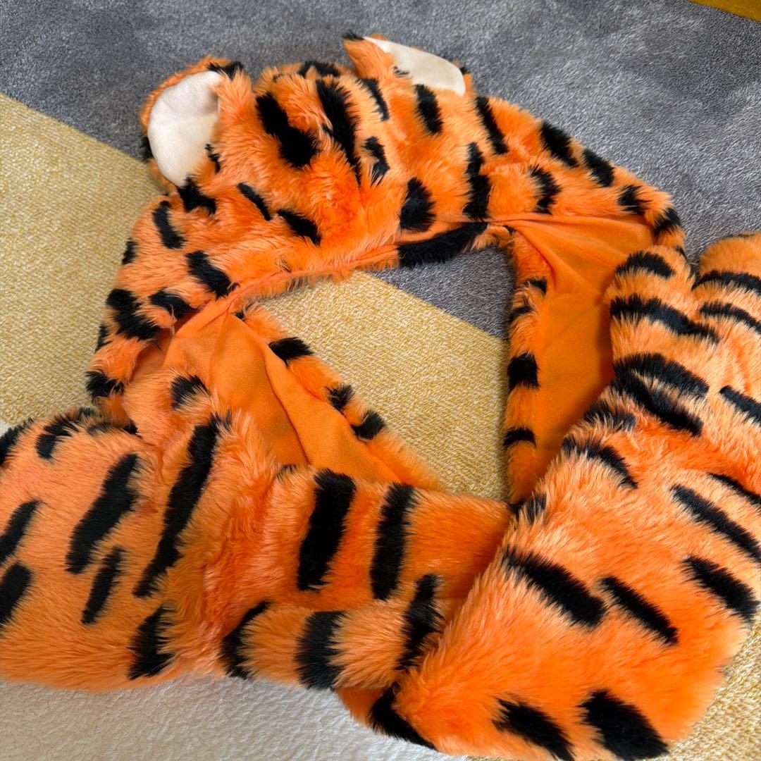 Disney ティガー　マフラーキャップ