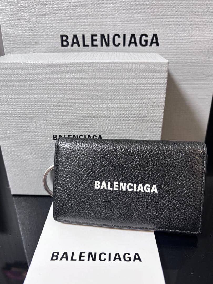 早い者勝ち❗️バレンシアガ　キーケース