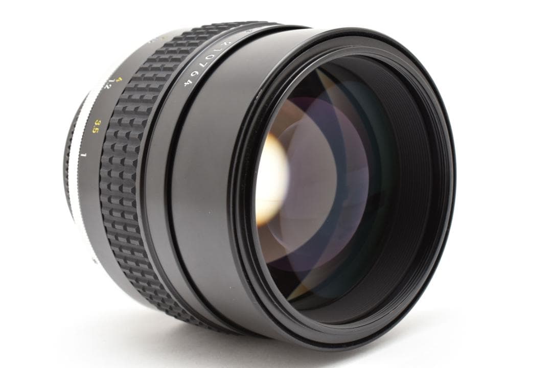 ★極上品 Nikon Ai-S NIKKOR 105mm F1.8 単焦点レンズ