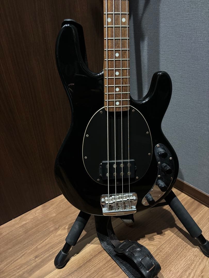Sterling Ray34 ブラック 4弦エレキベース (最終値下げ)