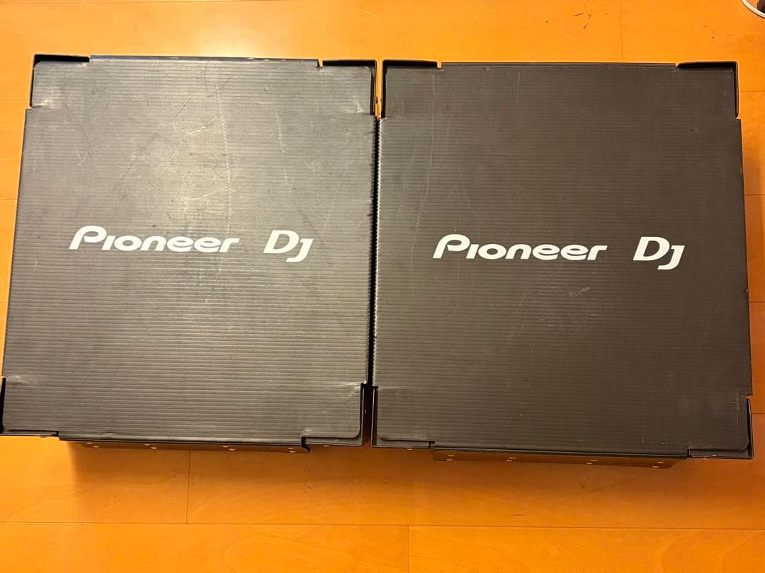 CDJ2000Nexus2✖︎2台。PioneerDJ officialケース付き