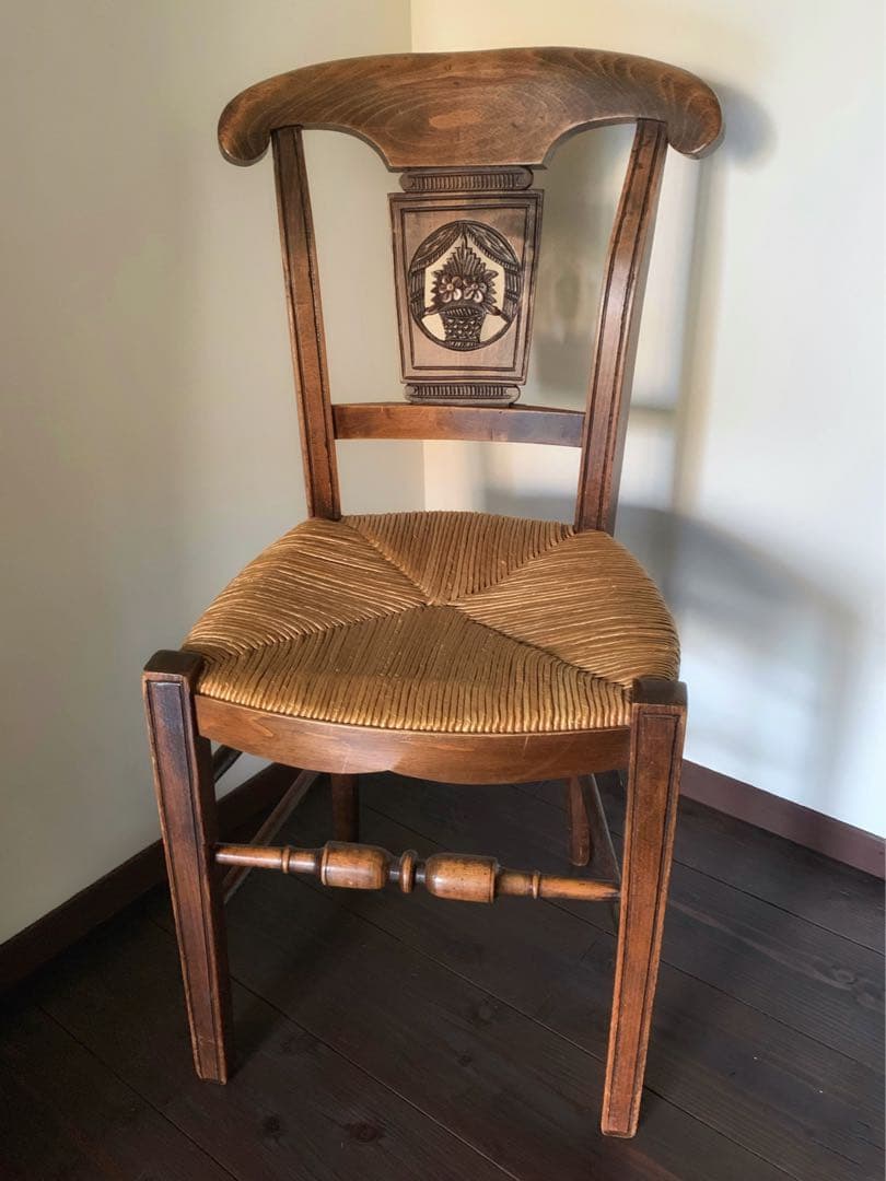 ①1920年代 フランス アンティーク＊ アルザスチェア レリーフ 彫刻 椅子