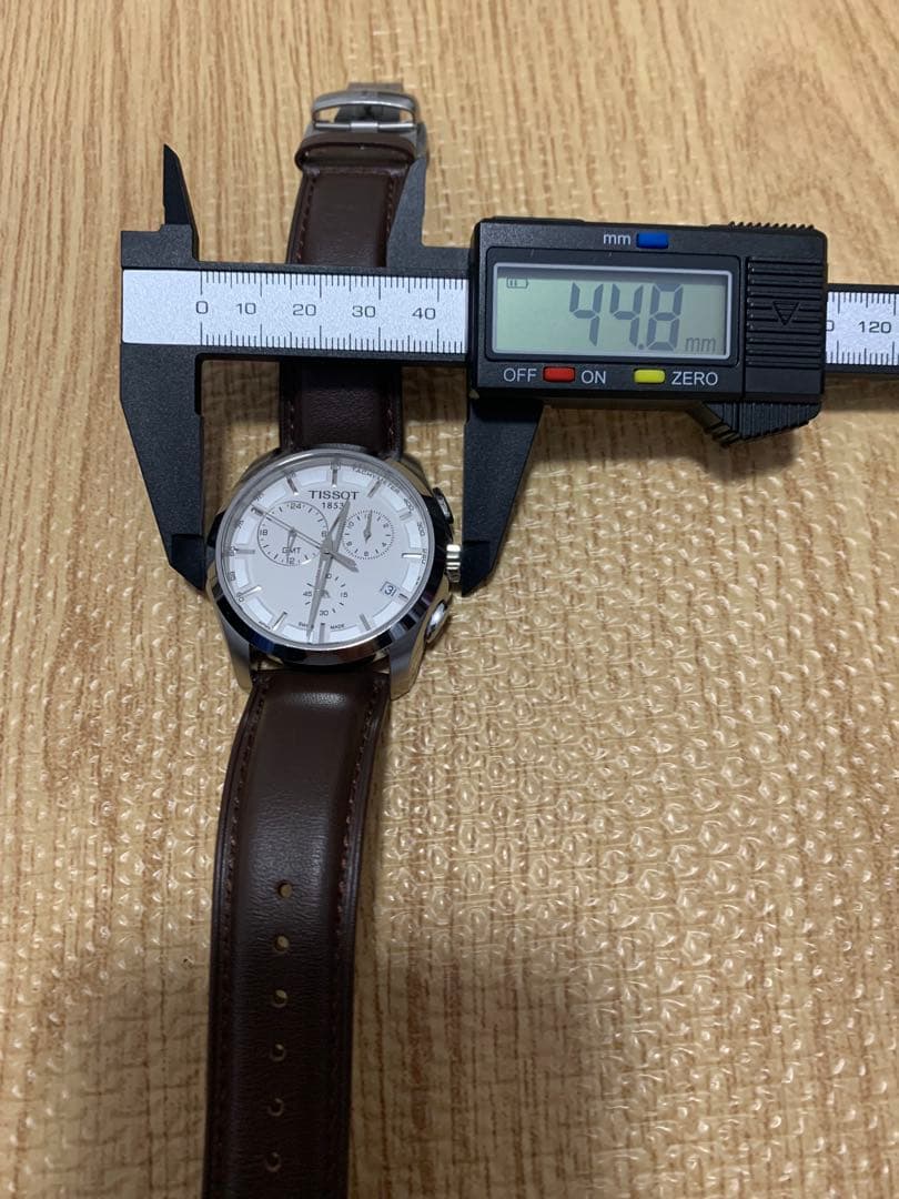 TISSOT クチュリエ GMT クロノグラフ T035439A 中古稼働品