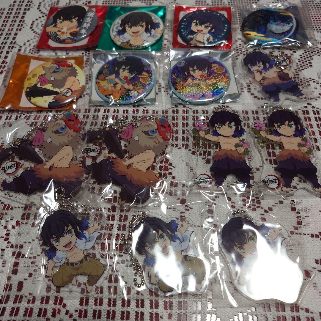 鬼滅の刃　Ufotable限定　アクキー　缶バッジ　嘴平伊之助