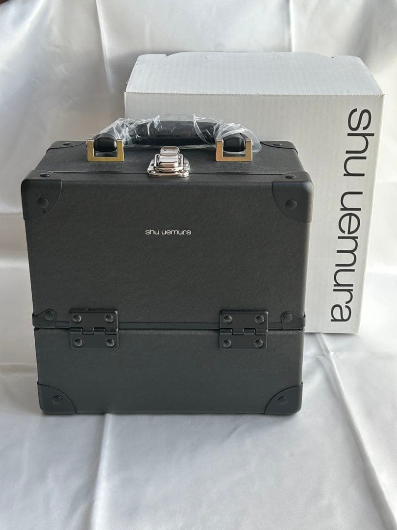 【新品未使用】シュウウエムラ　メイクアップボックスミニ