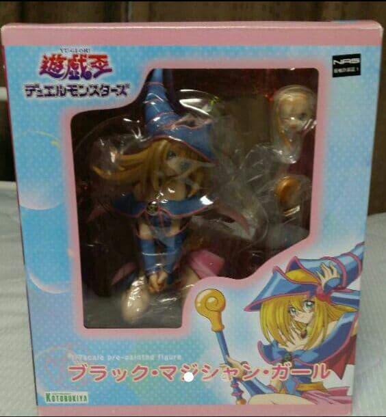 ブラックマジシャンガール フィギュア