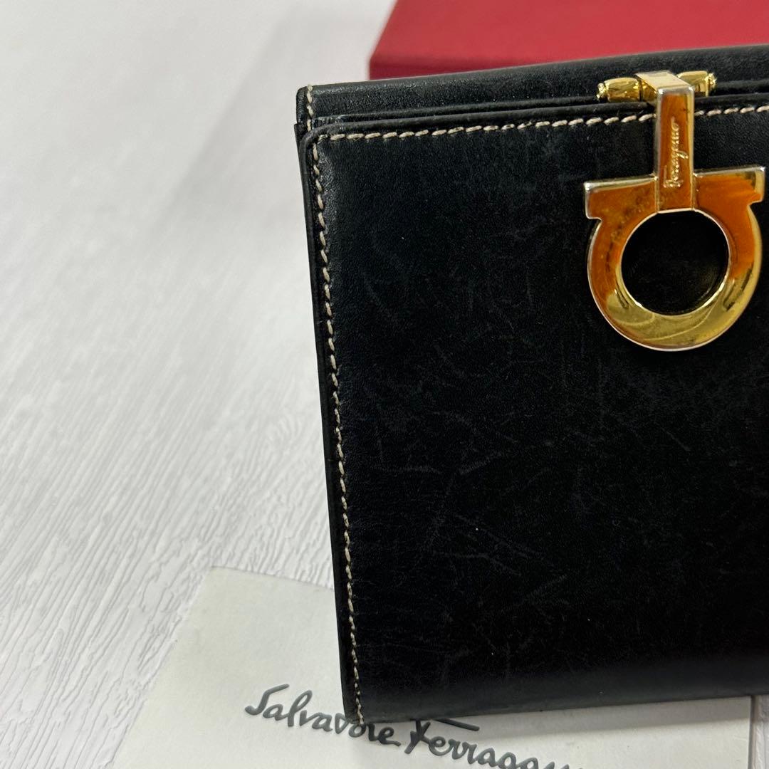 超良品‼️ サルヴァトーレフェラガモ　財布　二つ折り　折り財布　ガンチーニ
