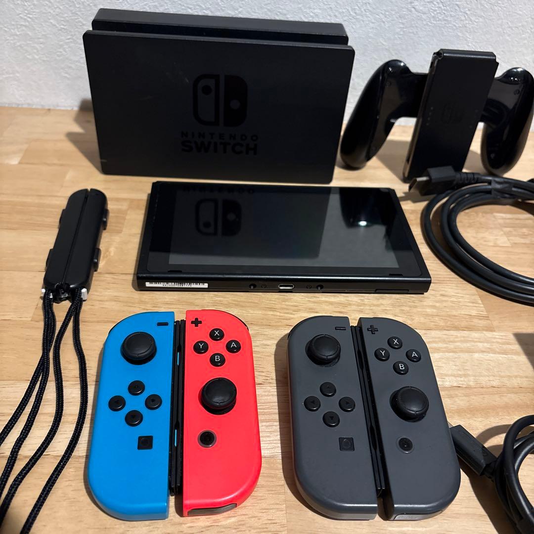 Nintendo Switch 本体 ジョイコン2セット付き