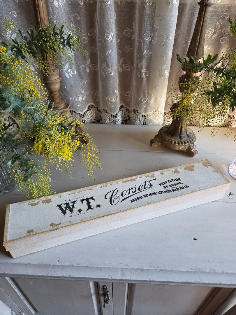 フランスアンティーク 19世紀 アンティークコルセット箱　南フランス