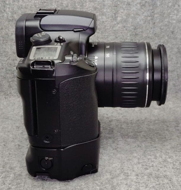 Canon EOS7 標準ズームレンズ付き　フィルムカメラ