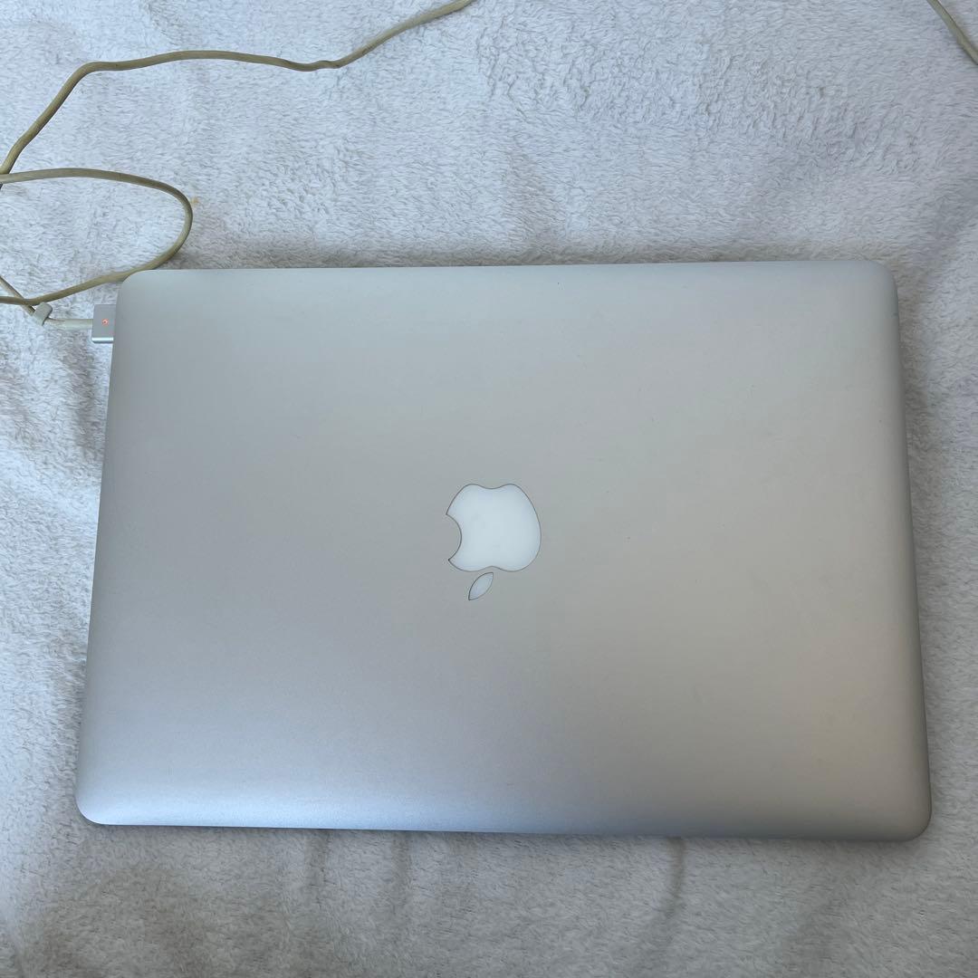 Apple MacBook air 2017 13 inchシルバー 本体