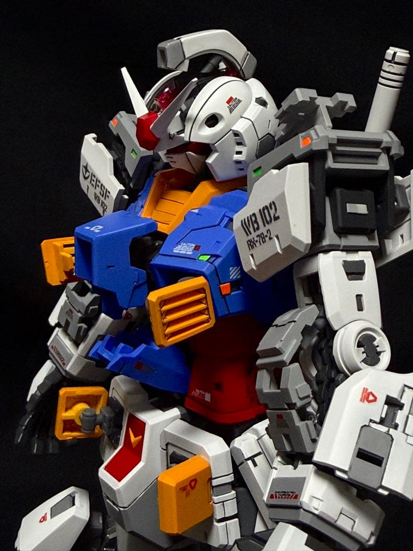 1/100 rx78-2ガンダム改修塗装済完成品ガンプラ完成品フルハッチオープン