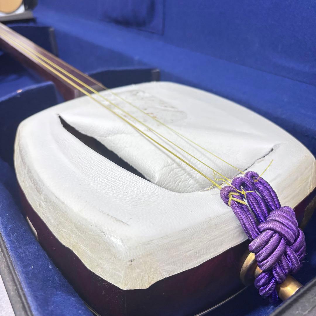 ■ 津軽三味線 子持 綾杉彫 紅木 二枚溝