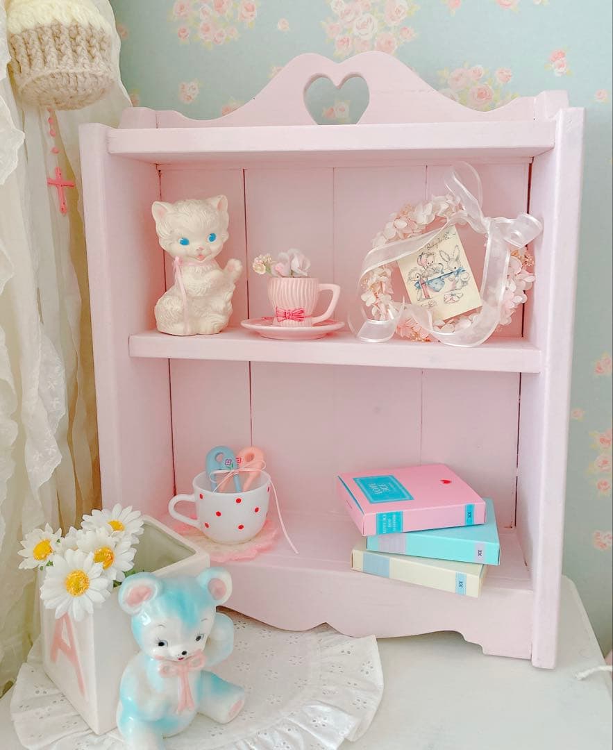 ハンドメイド ピンクの飾り棚 シェルフ