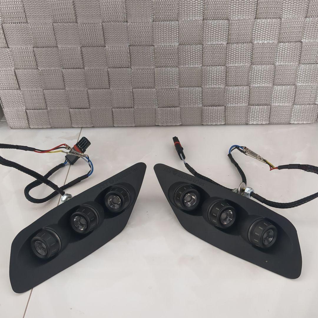 TST Industries ブラックウィンカー