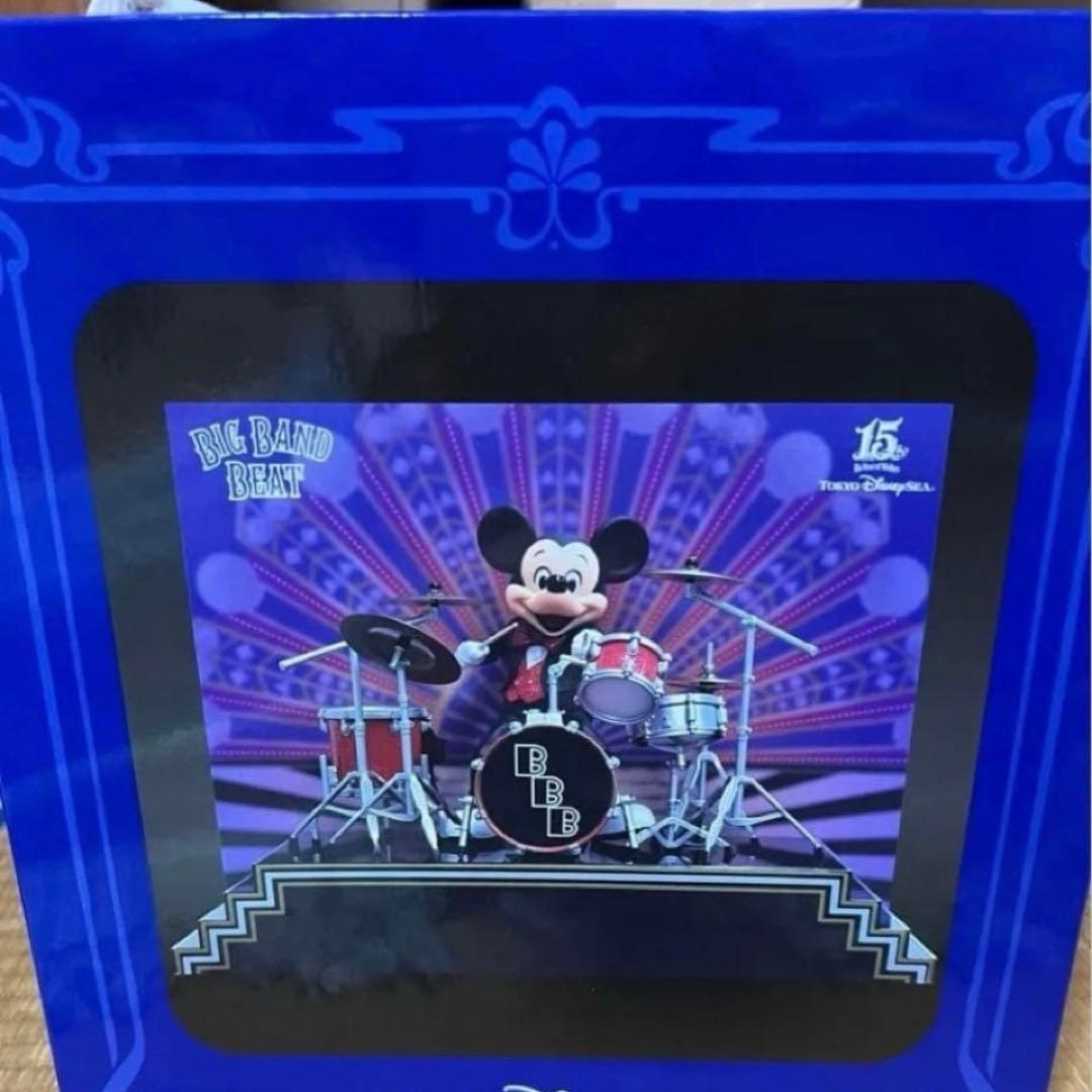 新品 ディズニーシー15周年記念 ビッグバンドビート ミッキー フィギュア