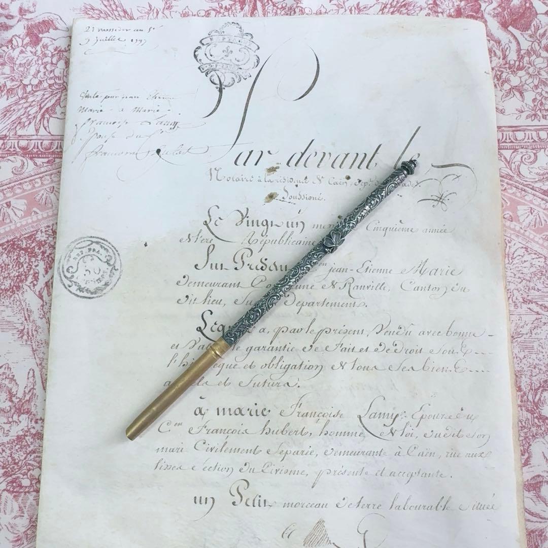 フランスアンティーク　四つ葉のクローバー　ペン軸　レタリングシリーズ