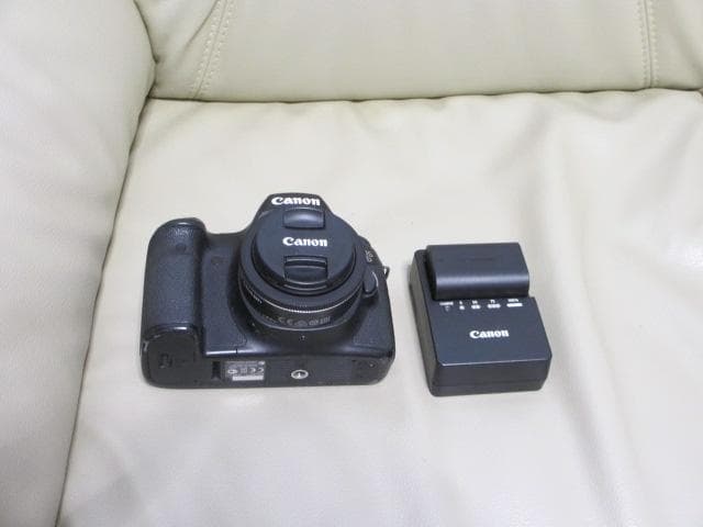 CANON(キャノン) 一眼レフ EOS 6D レンズEF40mm F2.8